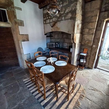Appartement Atypique Largentiere Bagian luar foto