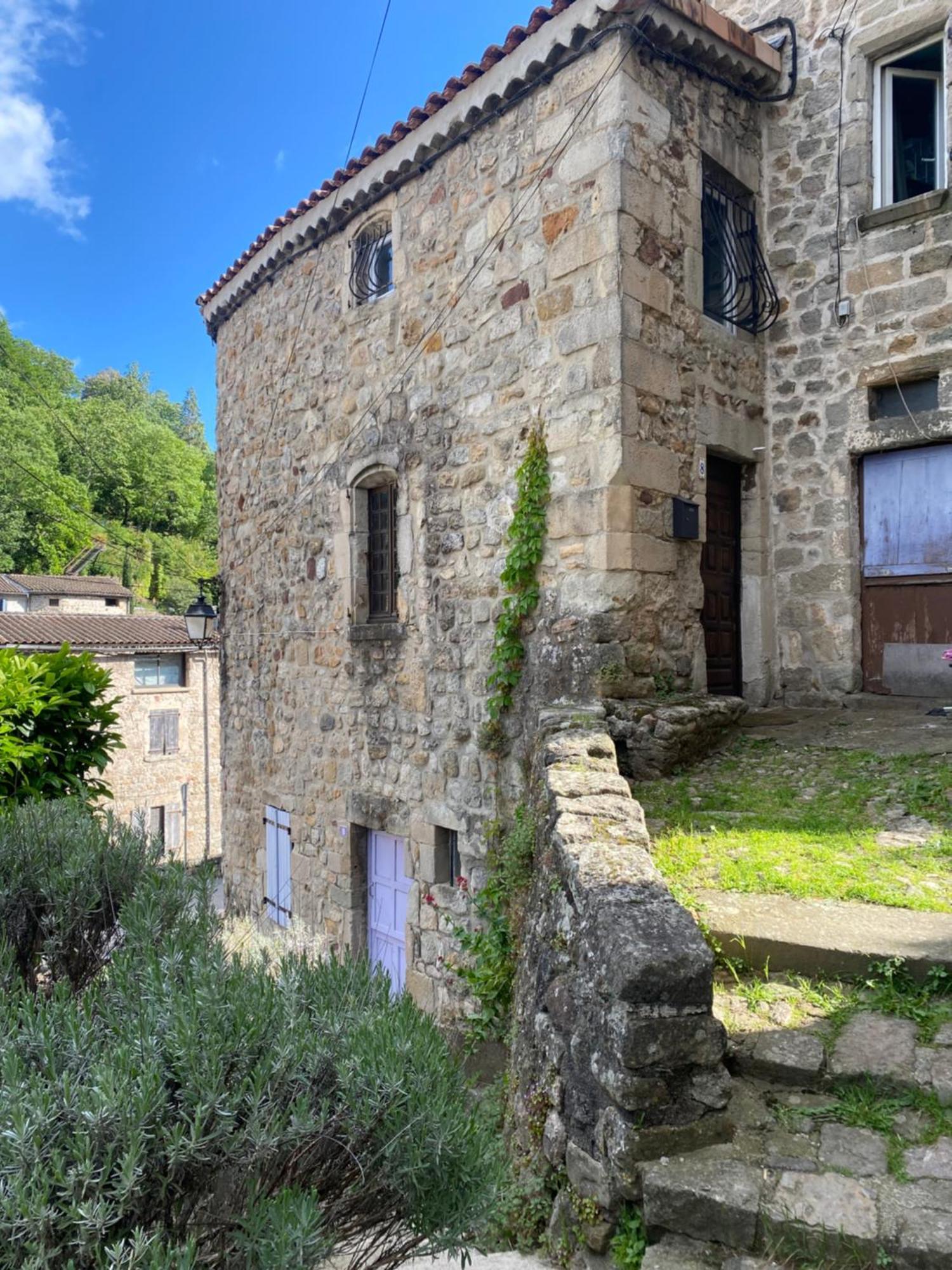 Appartement Atypique Largentiere Bagian luar foto